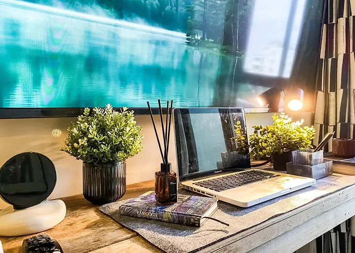 Modern-design 45 Sqm - Ultra Fast Wifi - Ekamai Bangkok