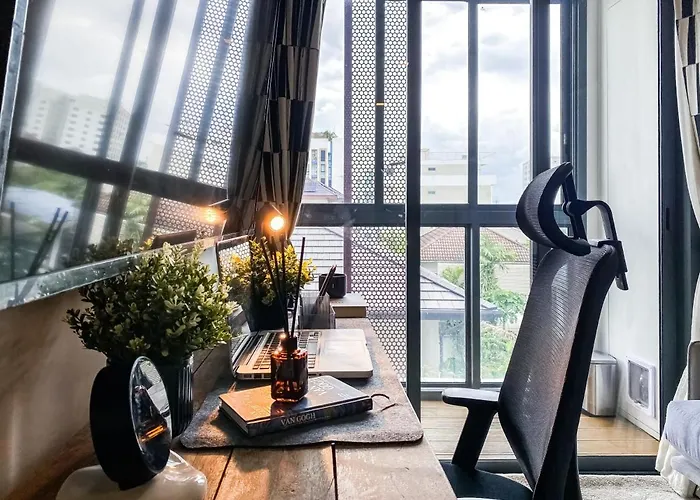 Modern-design 45 Sqm - Ultra Fast Wifi - Ekamai Bangkok